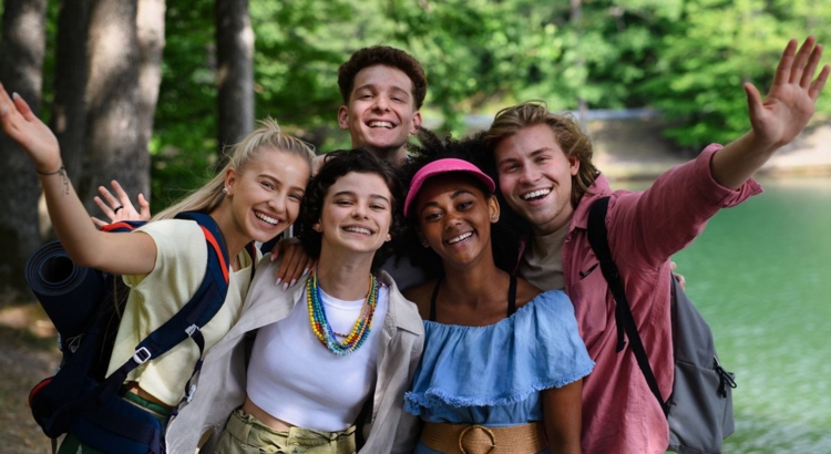 Gen Z Reisende Foto iStock halfpoint